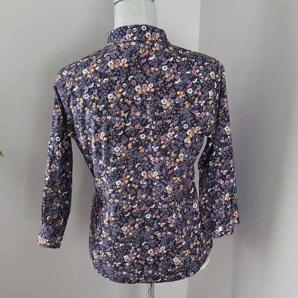 L.L. Bean Floral 3/4 sleeve shirt - Picture 4 of 8